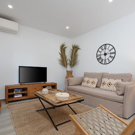 Amazing Beach House With Balcony 라고스 외부 사진